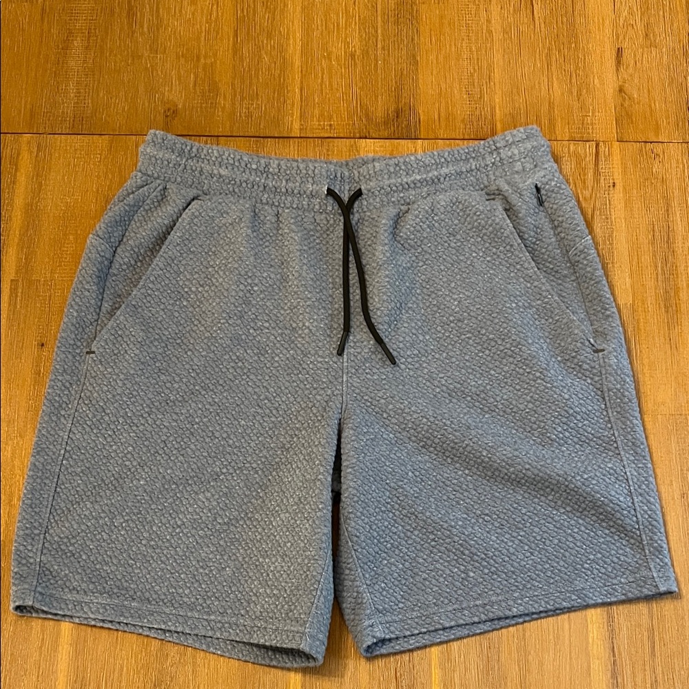 Old Navy Men's Textured Gray Athletic Shorts
